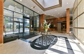 4 dormitorio piso en North York, Canadá. C$686 000