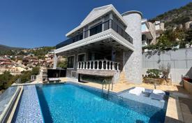 4 dormitorio villa 450 m² en Tepe, Turquía. 46 644 000 TRY