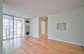 5 dormitorio piso en Old Toronto, Canadá. C$826 000