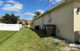 Casa de pueblo – Cape Coral, Florida, Estados Unidos. $385 000