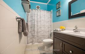 6 dormitorio casa de pueblo en Etobicoke, Canadá. C$1 676 000