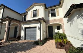 3 dormitorio adosado 150 m² en Hialeah, Estados Unidos. $549 000