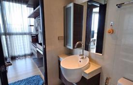 1-dormitorio apartamentos en condominio en Watthana, Tailandia. $333 000