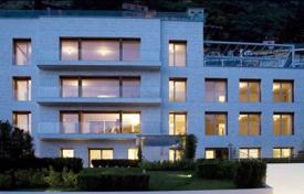 Piso – Lago Como, Lombardía, Italia. 38 400 €  por semana