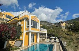 Villa – Tepe, Antalya, Turquía. $561 000