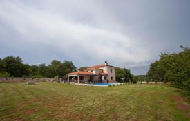 5 dormitorio casa de pueblo 385 m² en Istria County, Croacia. 1 000 000 €