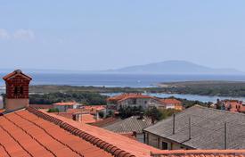 3 dormitorio piso 115 m² en Ližnjan, Croacia. 365 000 €