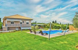 4 dormitorio casa de pueblo 177 m² en Peloponeso, Grecia. 390 000 €