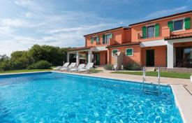 4 dormitorio casa de pueblo 240 m² en Labin, Croacia. 640 000 €