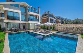 4 dormitorio villa 165 m² en Ölüdeniz, Turquía. 41 646 000 TRY