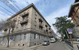 3 dormitorio piso 110 m² en Vieja Tiflis, Georgia. $150 000