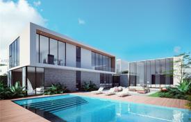 Villa – Sunny Isles Beach, Florida, Estados Unidos. $2 500 000