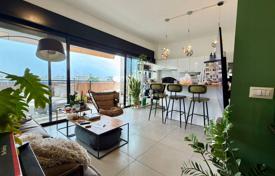3 dormitorio piso 68 m² en Tel Aviv, Israel. $1 609 000