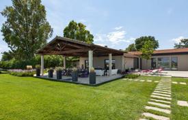 Villa – Grosseto, Toscana, Italia. 5 600 €  por semana