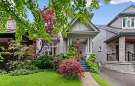 Casa de pueblo – Saint Clements Avenue, Old Toronto, Toronto,  Ontario,   Canadá. C$1 834 000