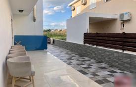 4 dormitorio villa 270 m² en Larnaca, Chipre. 390 000 €