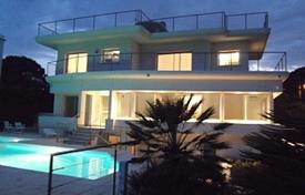 Villa – Cap d'Antibes, Antibes, Costa Azul,  Francia. 13 200 €  por semana