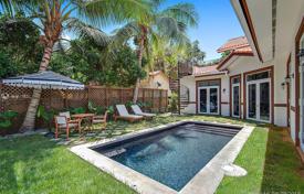 7 dormitorio villa 296 m² en Miami, Estados Unidos. 1 282 000 €