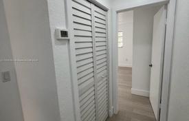 2 dormitorio casa de pueblo 94 m² en Hialeah, Estados Unidos. $375 000