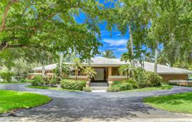 Villa – Coral Gables, Florida, Estados Unidos. 1 722 000 €