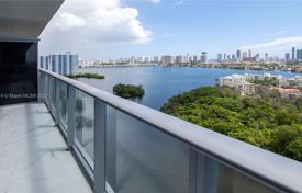 3-dormitorio apartamentos en condominio 103 m² en North Miami Beach, Estados Unidos. $759 000