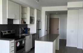5 dormitorio piso en North York, Canadá. C$712 000