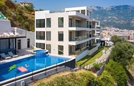 3 dormitorio piso en Budva city, Montenegro. 800 000 €