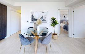 5 dormitorio piso en North York, Canadá. C$881 000