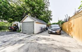 8 dormitorio casa de pueblo en York, Canadá. C$1 289 000