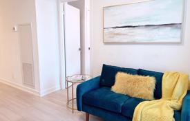 6 dormitorio piso en North York, Canadá. C$873 000