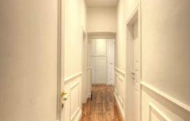 4 dormitorio piso 85 m² en Florencia, Italia. 900 000 €