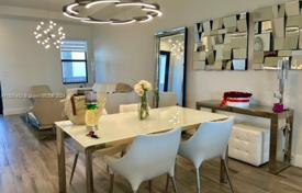 2-dormitorio apartamentos en condominio 100 m² en Doral, Estados Unidos. $475 000