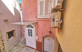 4 dormitorio casa de pueblo 170 m² en Krk, Croacia. 470 000 €