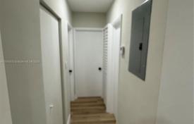 3 dormitorio casa de pueblo 176 m² en Florida, Estados Unidos. $599 000