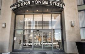4 dormitorio piso en Yonge Street, Canadá. C$1 024 000