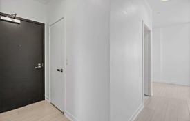 6 dormitorio piso en North York, Canadá. C$1 034 000