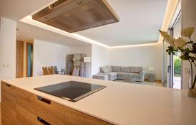 3 dormitorio piso 111 m² en Marbella, España. 745 000 €