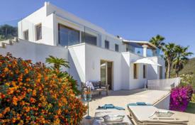 Villa – Ibiza, Islas Baleares, España. 12 700 €  por semana