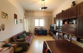 Piso – Netanya, Center District, Israel. Price on request