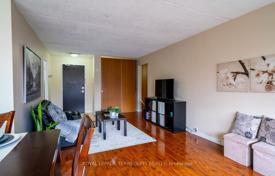 6 dormitorio piso en Scarborough, Canadá. C$702 000