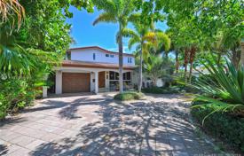 Villa – Lauderdale-by-the-Sea, Florida, Estados Unidos. $799 000