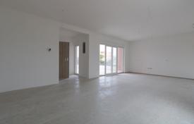 4 dormitorio piso 112 m² en Vodice, Croacia. 336 000 €