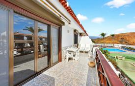 2 dormitorio piso 93 m² en Costa del Silencio, España. 289 000 €