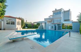 Villa – Lagonisi, Ática, Grecia. 1 280 000 €