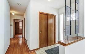 3 dormitorio casa de pueblo en Scarborough, Canadá. C$1 239 000
