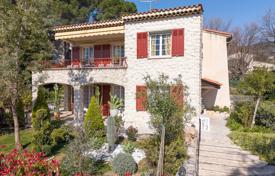7 dormitorio villa en Tourrettes-sur-Loup, Francia. 890 000 €