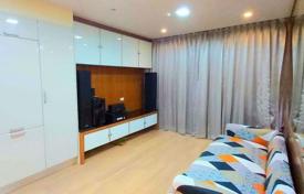 1-dormitorio apartamentos en condominio en Pathum Wan, Tailandia. $187 000