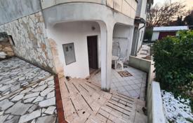 4 dormitorio casa de pueblo 248 m² en Poreč, Croacia. 450 000 €