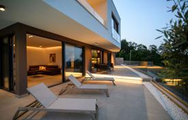 5 dormitorio casa de pueblo 225 m² en Primorje-Gorski Kotar County, Croacia. 1 500 000 €