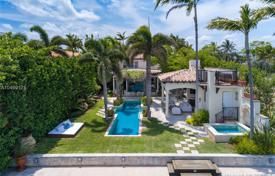 10 dormitorio villa 353 m² en Miami Beach, Estados Unidos. 5 027 000 €